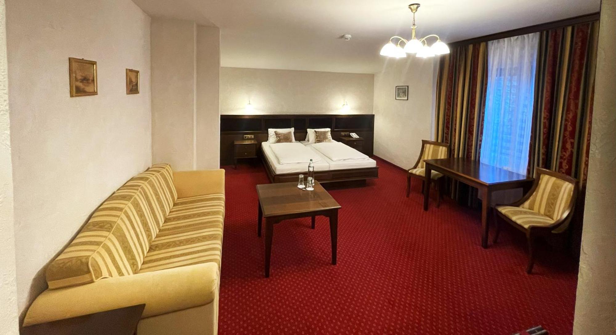 Hotel Batzenhaeusl Innsbruck Ngoại thất bức ảnh